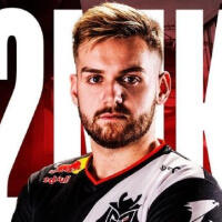 Smooya与Thorin之间的冲突：关于成就和玩家行为的讨论