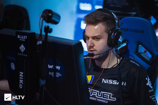 王者荣耀英雄更新，阿古朵胜率大跌依旧被Ban！